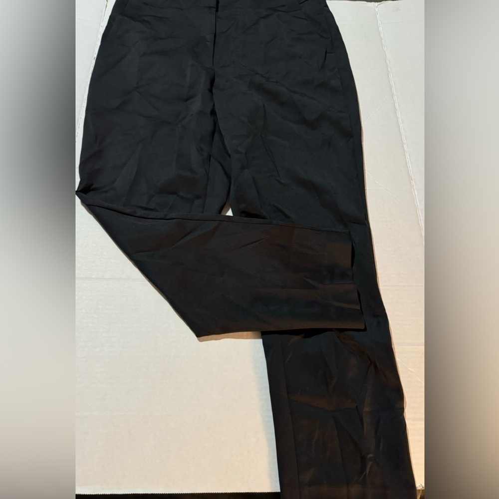 White House Black Market slim crop ankle. - Picture 1 of 3